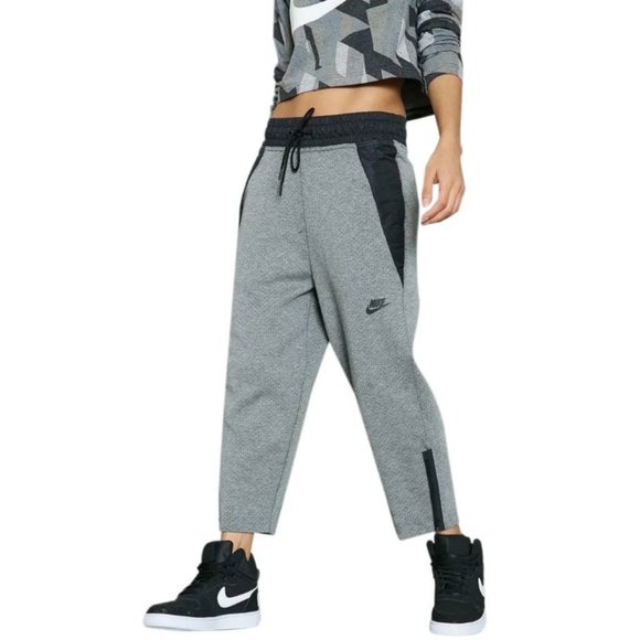 Nike Sportswear Tech Pack Loose Fit Crop‎ Jogger Sweatpants Carbon Black - Picture 1 of 9